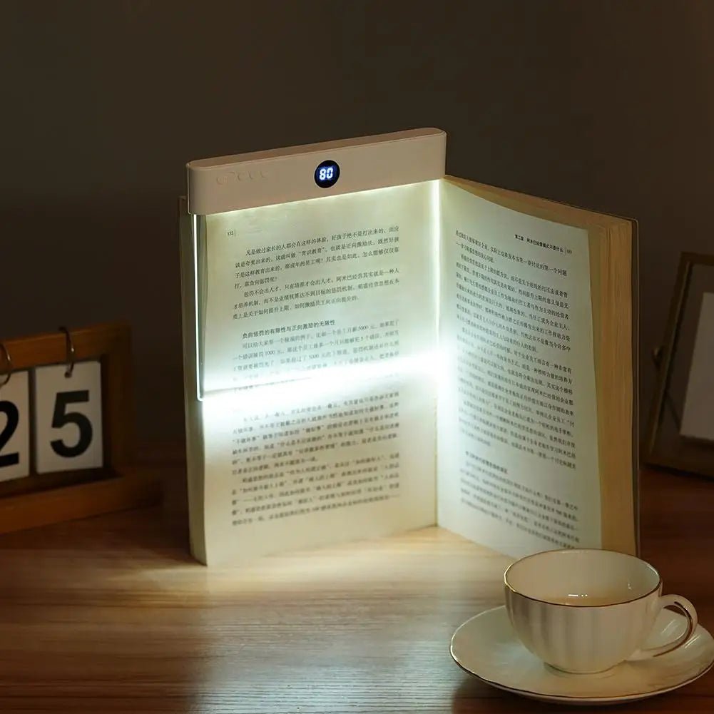 Le Halo des Pages, lampe de lecture à poser LED - L'Atelier Des Lecteurs