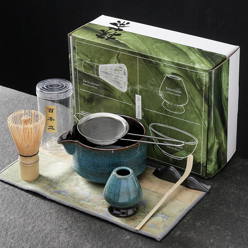 Set à matcha traditionnel avec bol et fouet en bambou