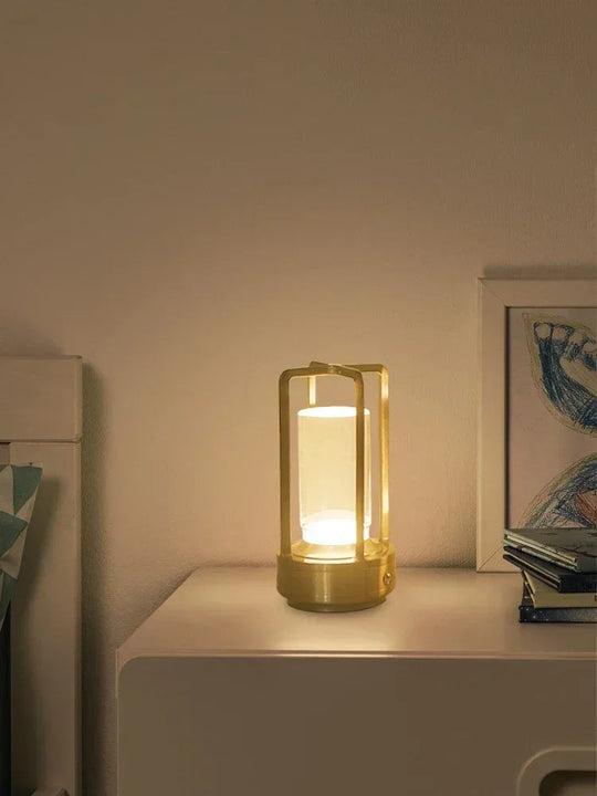 Le Fanal Nordique, lampe de chevet en métal
