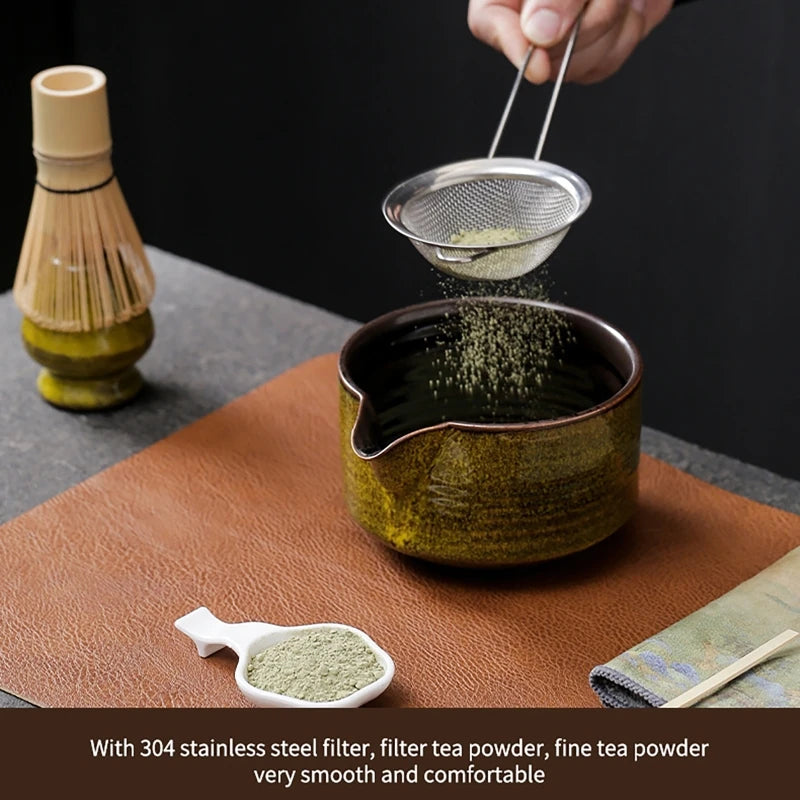Set à matcha traditionnel avec bol et fouet en bambou