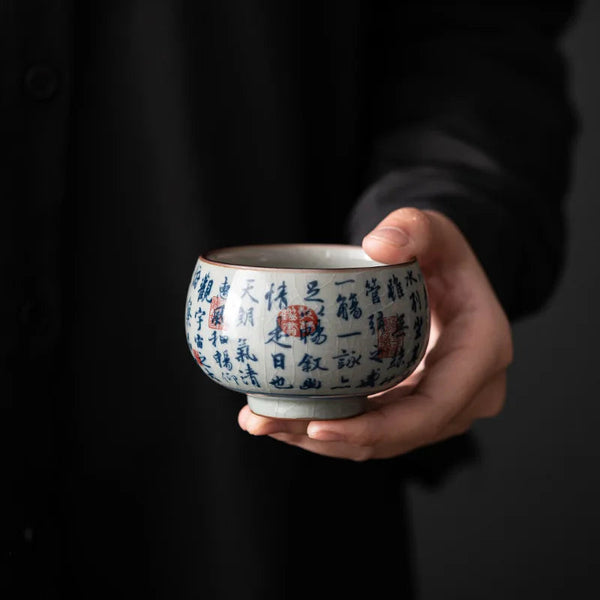 Grande tasse à thé bleu et blanc, L'Atelier des Lecteurs, vue 3