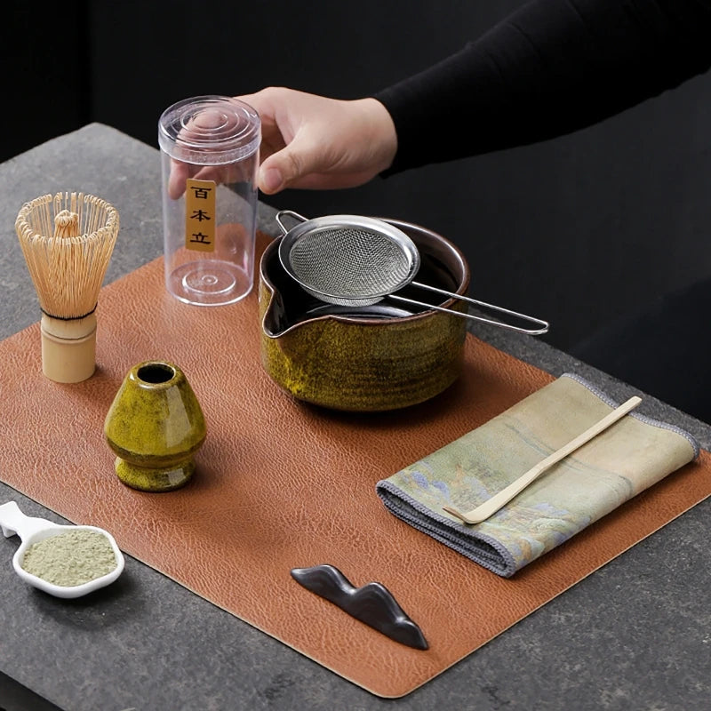 Set à matcha traditionnel avec bol et fouet en bambou