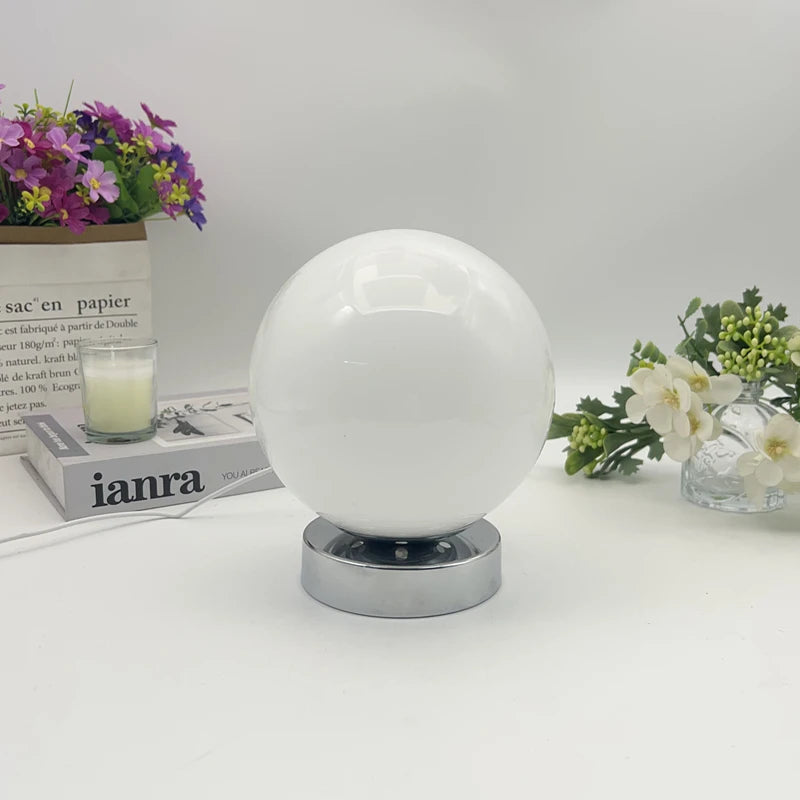 Lampe de chevet en verre soufflé, halo ambré chaud, pour le coin lecture