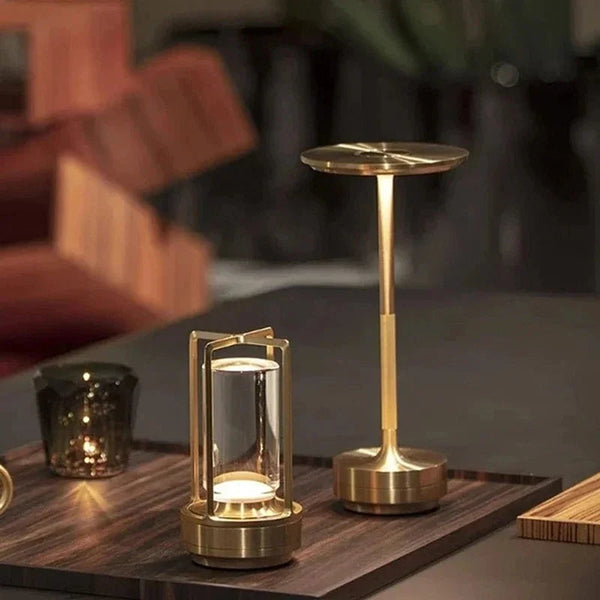 Lampe de chevet nomade en métal, intensité réglable