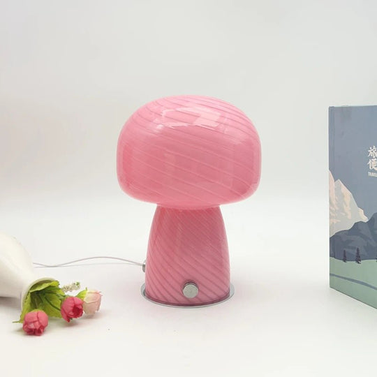Le Champignon de Brume, lampe de chevet en verre torsadé - L'Atelier Des Lecteurs